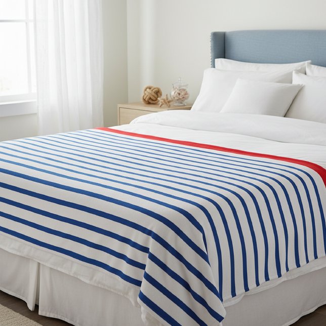 Wool blanket with blue stripes, Nautical-themed  Fleecefilt (Skapare uppladdad)