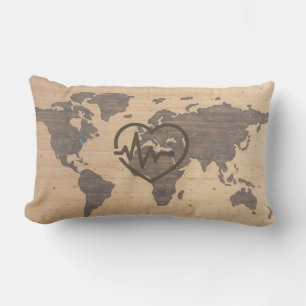 World Map Heartslag woodgrain Lumbarkudde