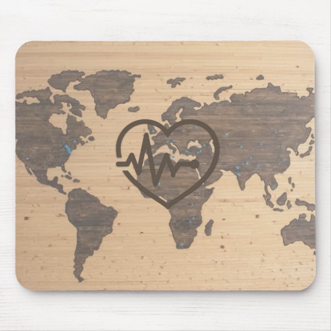 World Map Heartslag woodgrain Musmatta (Framsidan)