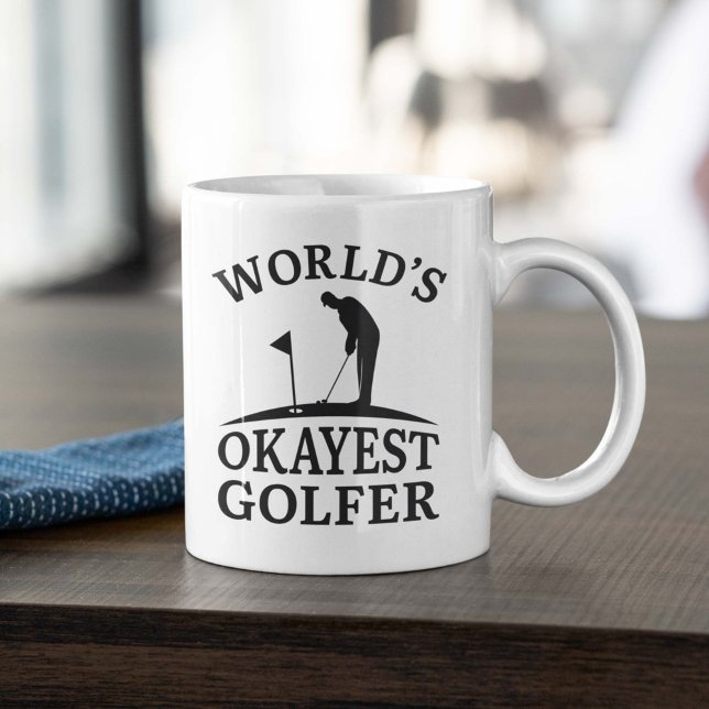 World's Okayest Golfer Kaffemugg (Skapare uppladdad)