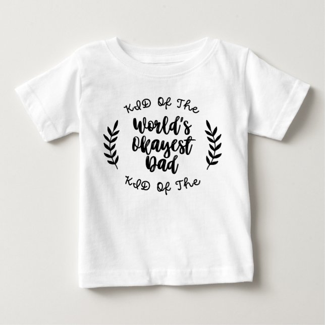 World's Okayest Pappa Barn T-Shirt Fars dag (Framsida)