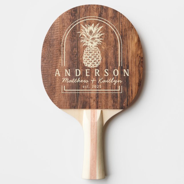 Worn Cutting Board Pineapple Wedding Arch & Name Pingisracket (Framsidan)
