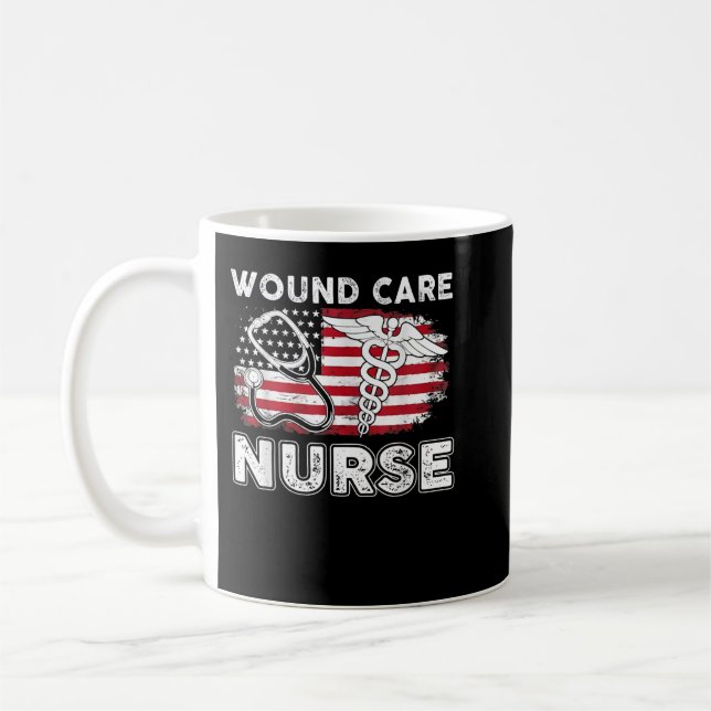 Wound Care Nurse RN Nursing American Flagga 4 juli Kaffemugg (Vänster)