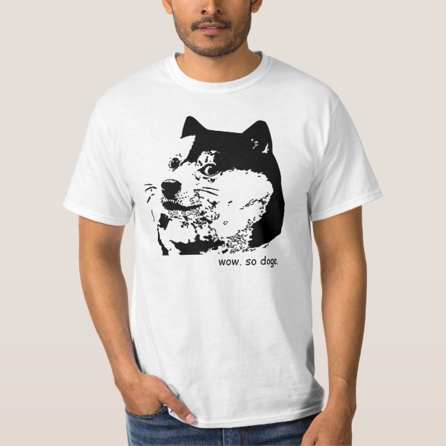 Wow. Sådan t-skjorta. Så shibedoge. Tee Shirt (Framsida)