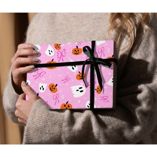 Wrapping Paper Spooky Halloween  Presentpapper (Skapare uppladdad)