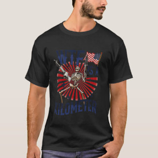WTF är en Kilometer American Skeleton Funny T Shirt