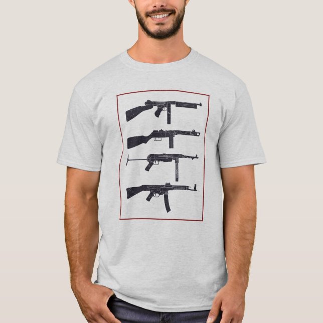 WW2 Iconic Weapons T Shirt (Framsida)
