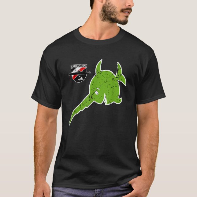 WW2 Tyska U 96 U-båtubåt Grönt Emblem Krie T Shirt (Framsida)