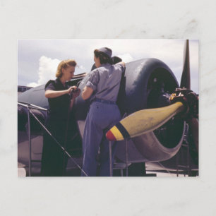 WW2 Women Aviation Mechanics Vykort