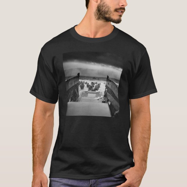 WW 2 Normandy Landings D-DAY, June 6, 1944 T Shirt (Framsida)