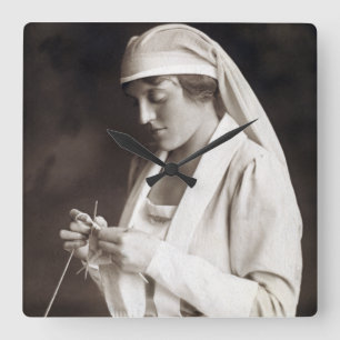WWI Nurse stickande sötare Fyrkantig Klocka