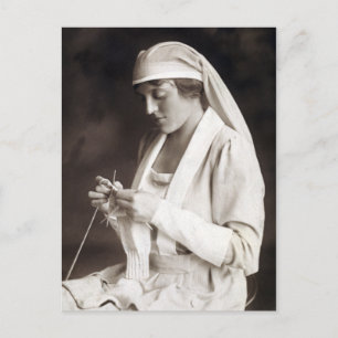 WWI Nurse stickande sötare Vykort