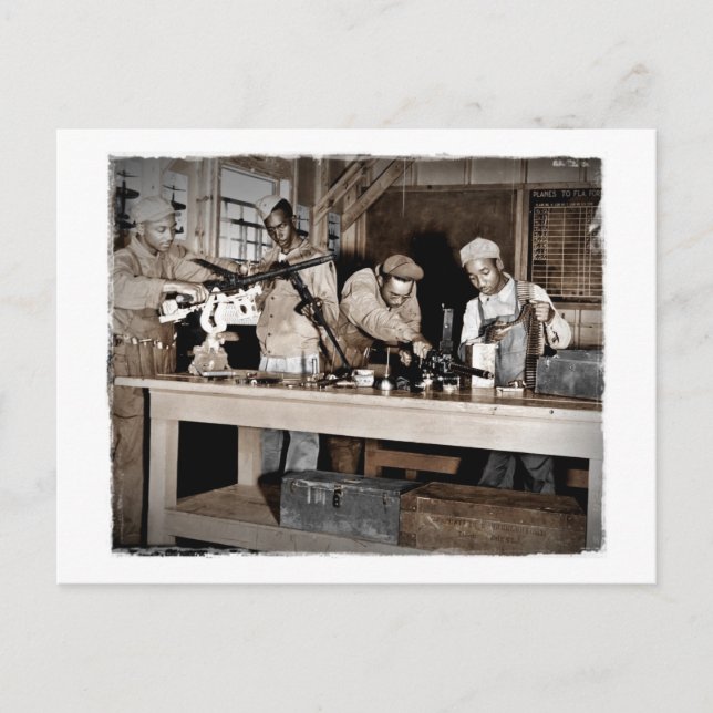 WWII Airmen Armorers Vykort (Framsida)