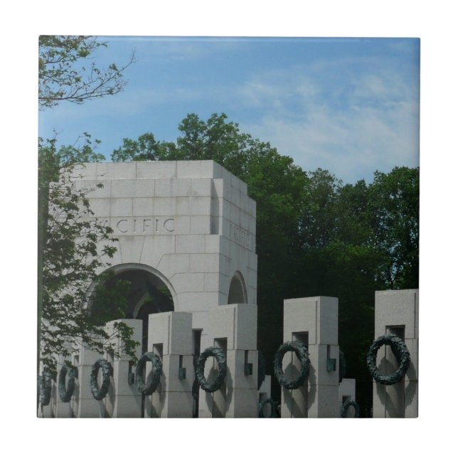 WWII Memorial Wreaths II i Washington DC Kakelplatta (Framsidan)