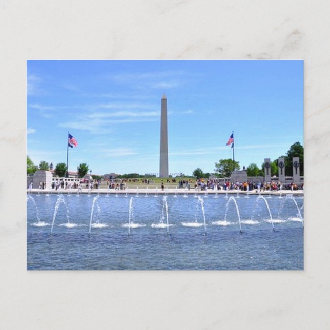 WWII-minnesfontäner och Washington Monument wi Vykort (Framsida)