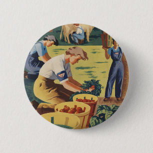 WWII Patriotic Poster Button Knapp