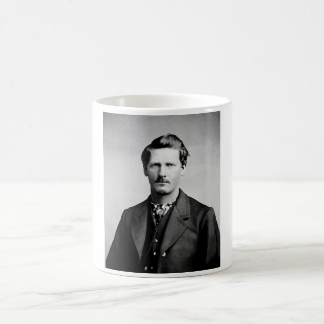 Wyatt Earp: Lawman, Gunfighter, Saloon Keeper Kaffemugg (Center)