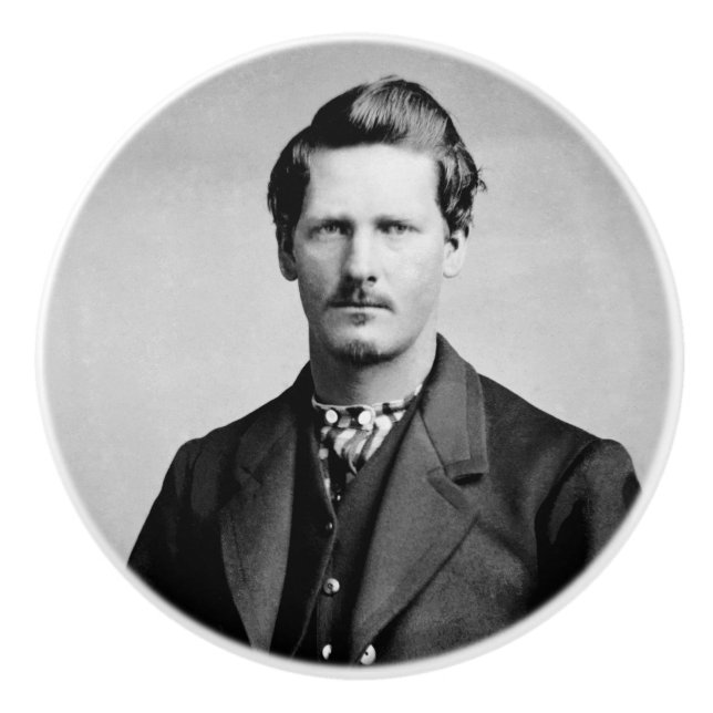 Wyatt Earp: Sheriff, revolverman, saloonägare Knopp (Framsidan)
