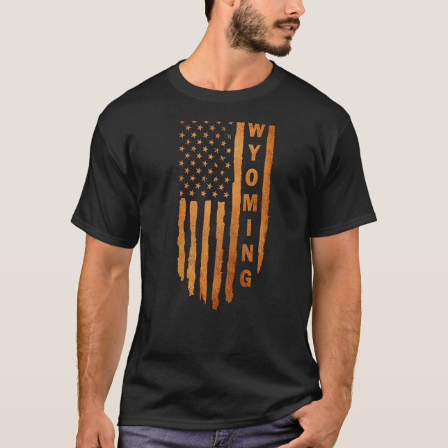 Wyoming Rustic Höger to Bear Arm 2 ändring T Shirt (Framsida)