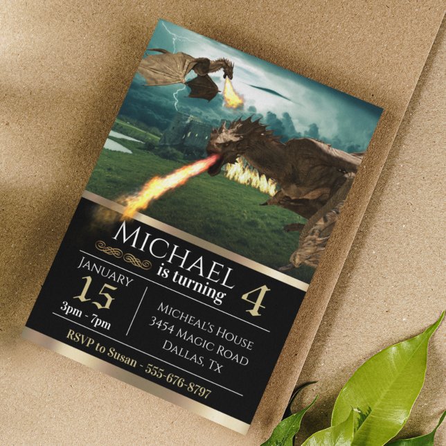 Wyvern Dragon Fire Breathing Castle Birthday Inbjudningar (Skapare uppladdad)
