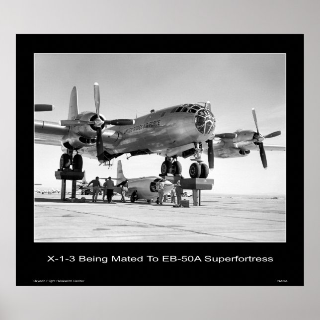 X-1-3 är parad till EB-50A-fästningen Poster (Framsidan)