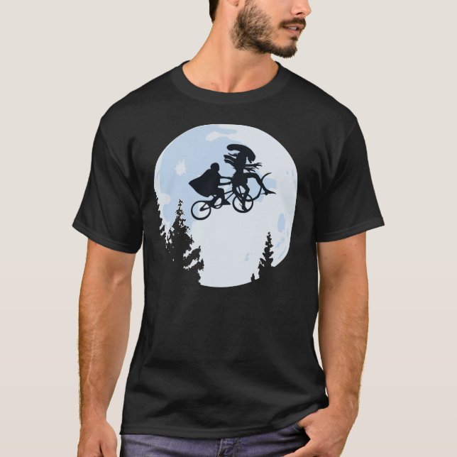 Xenomorph E.T. Essential T-Shirt (Framsida)
