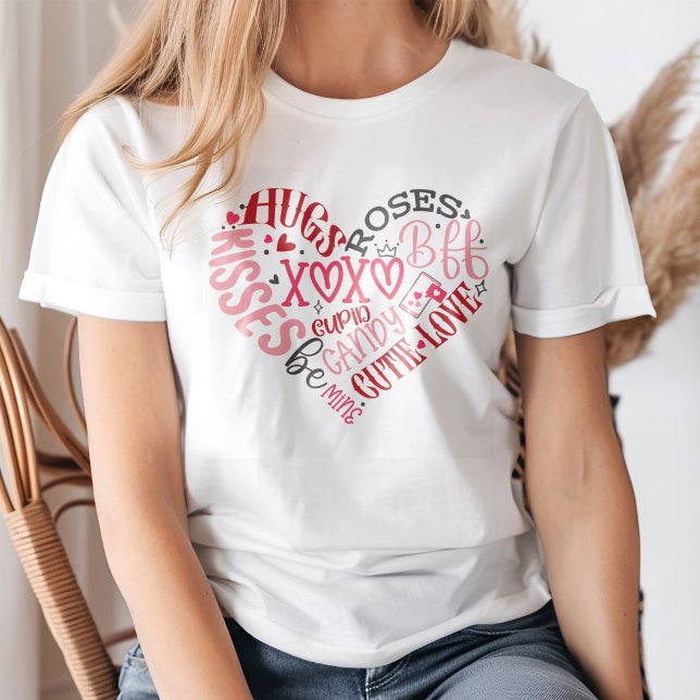 XOXO Hearts Kärlek & Kisses Valentine Day T Shirt (A young blond woman wearing a XOXO Hearts Love & Kisses Valentine's Day T-Shirt.)