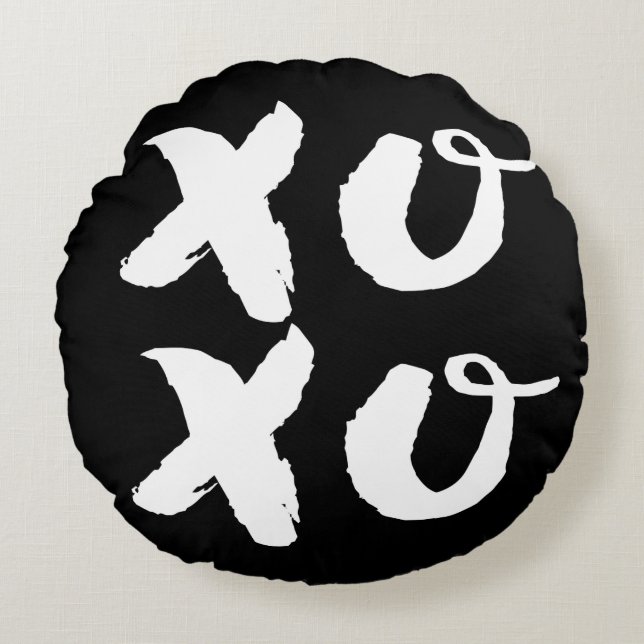 XOXO Hugs & Kisses Brush Typography Black Rund Kudde (Framsidan)