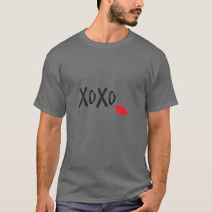 XoXo-Hugs-Kisses-Red-Läppar-Coola T-shirt