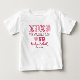 XOXO Hugs & Kisses Valentine Day 1:a födelsedagen T Shirt
