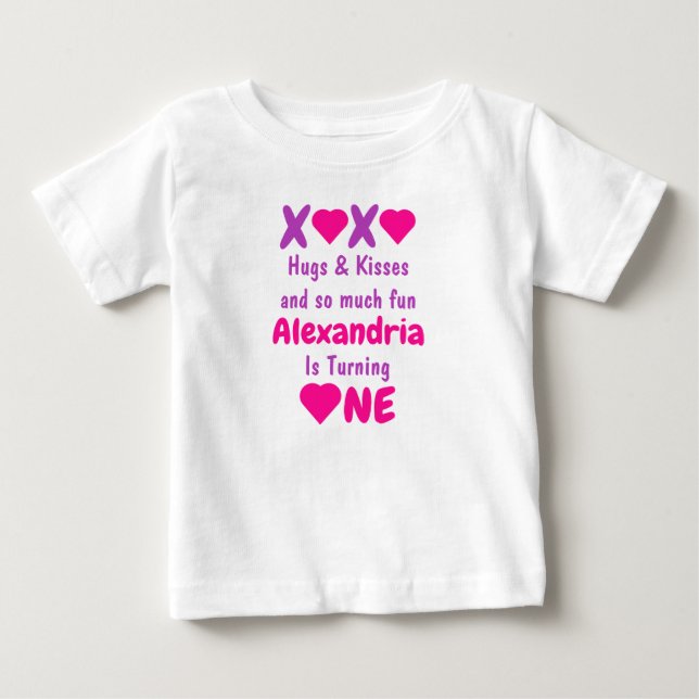 XOXO Hugs och Kisses 1:a födelsedag T Shirt (Framsida)