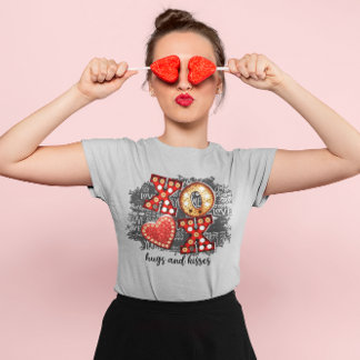 XOXO Kärlek är mer bekymmersamt mindre hjärtskärpa T Shirt