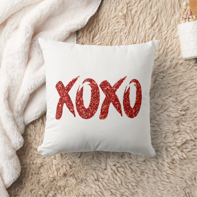XOXO Red Glitter | Glam Brushstroke Hug och Kisses Kudde (Filt)