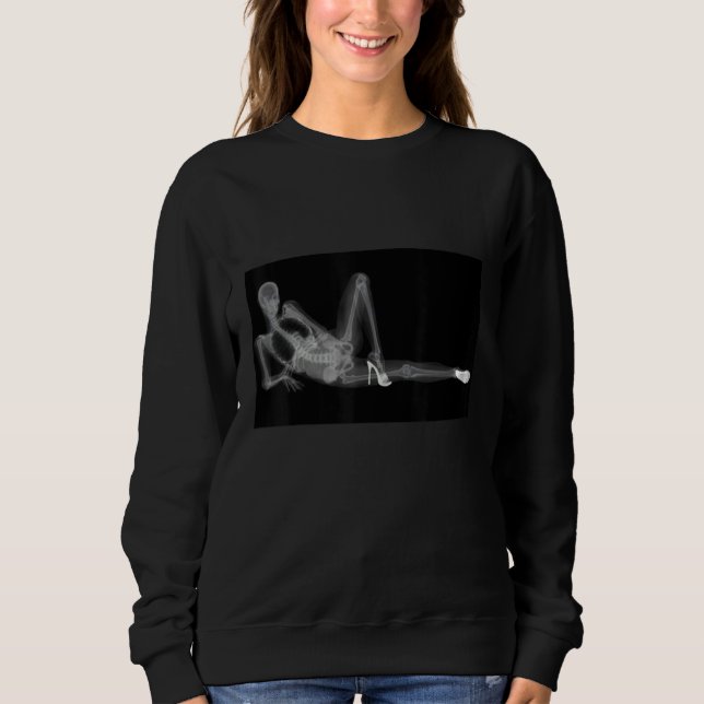 Xray image of a woman high heels and underwear Xra T Shirt (Framsida)