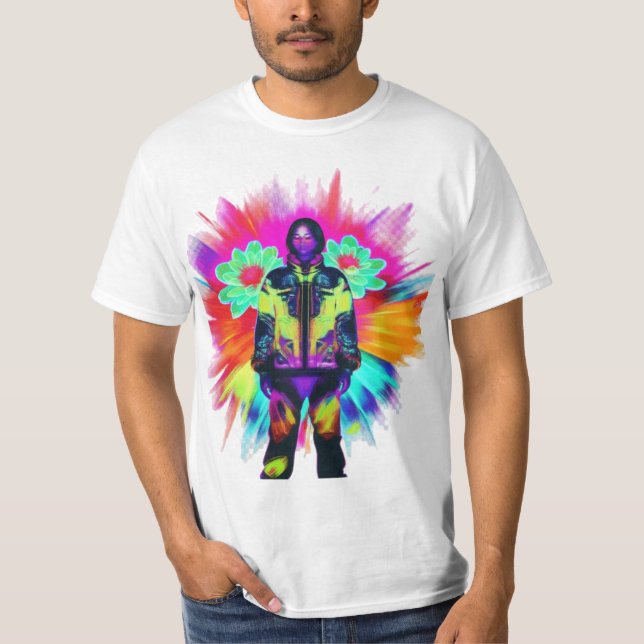 Y2K Bloom: Techwear uppfyller luminescent natur T Shirt (Framsida)