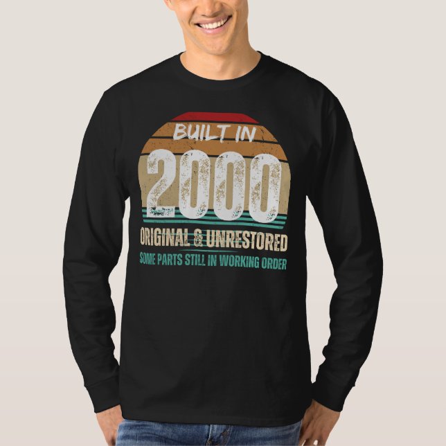 Y2K Hilaritet: 2000 Original & Unrestore Tee, tid T Shirt (Framsida)