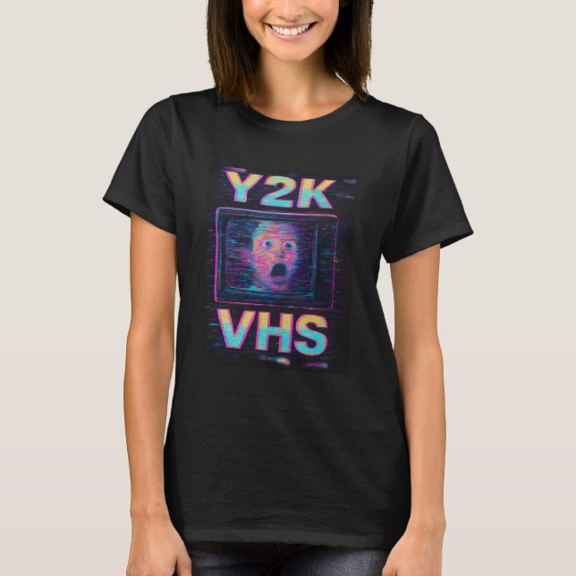 Y2K VHS Glitch T-Shirt – Surreal Static Face (Framsida)
