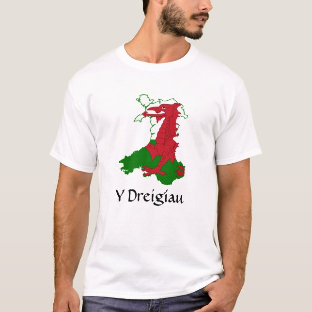 Y Dreigiau Flagga Karta of Wales T-Shirt (Framsida)