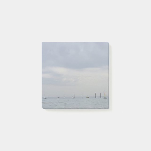 Yacht race boats in a line post-it block (Framsida)