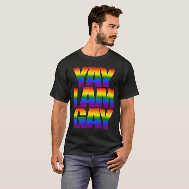 Yay mig för regnbågetext LGBTQ för förmiddag glad T Shirt (Hel framsida)