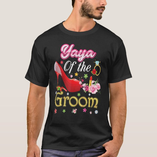 Yaya of the Groom Lycklig Bröllop Flower Rosa Shoe T Shirt (Framsida)