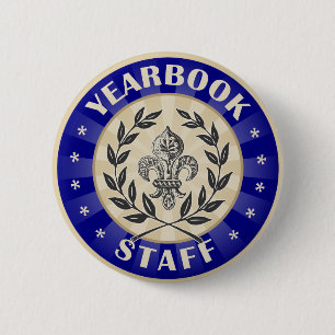 Yearbooken bemannar knapp