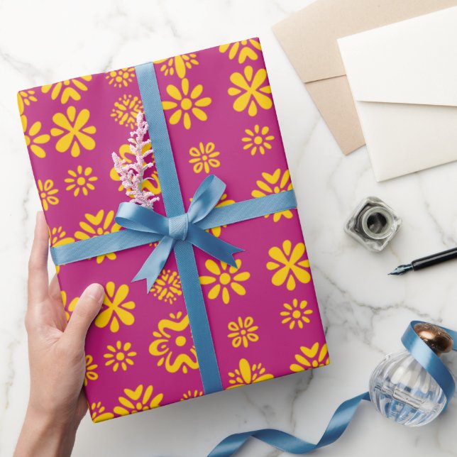 Yellow floral pattern  in deep pink presentpapper (Gifting)