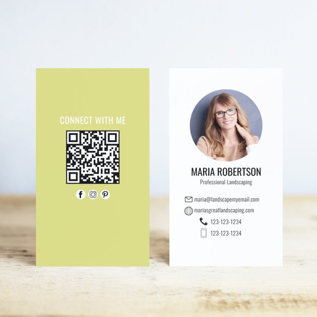 Yellow Modern Business QR Code Photo Visitkort (Modern photo card template with yellow and white theme.)