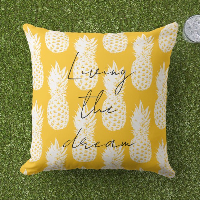 Yellow pineapple pattern big outdoor pillow kudde (Gräs)