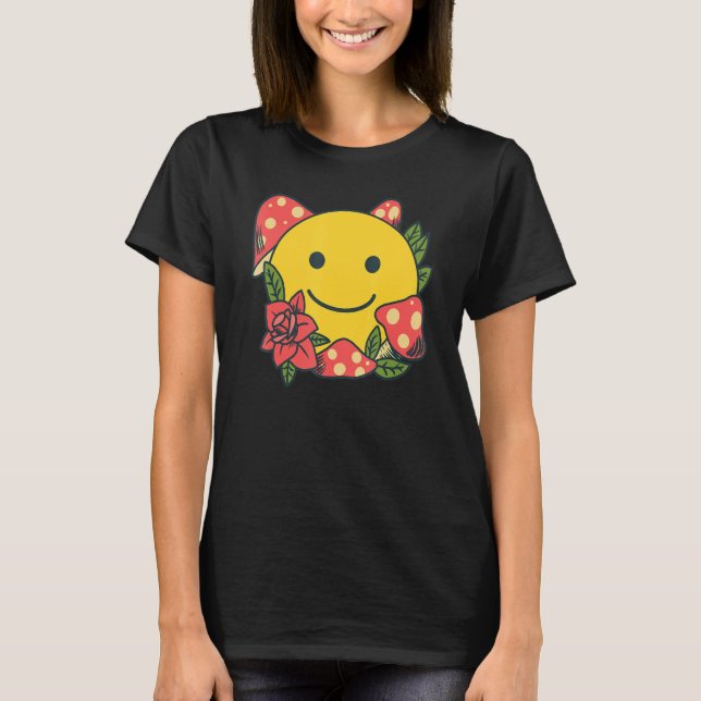 Yellow Smile   Smiling Face Cute Mushroom Rose Flo T Shirt (Framsida)