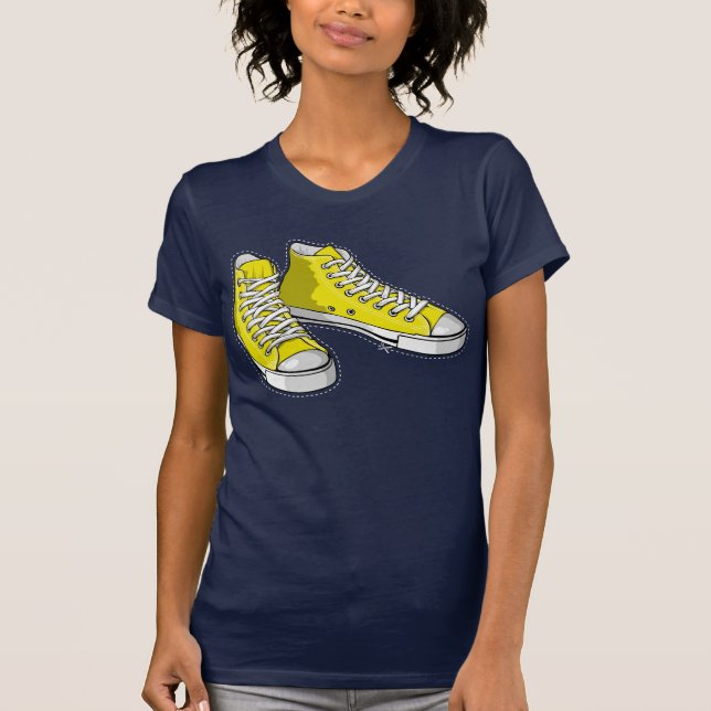 Yellow sneakers tee shirt (Framsida)