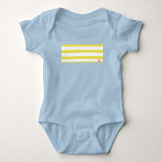 Yellow stripes and a pink crown t shirt