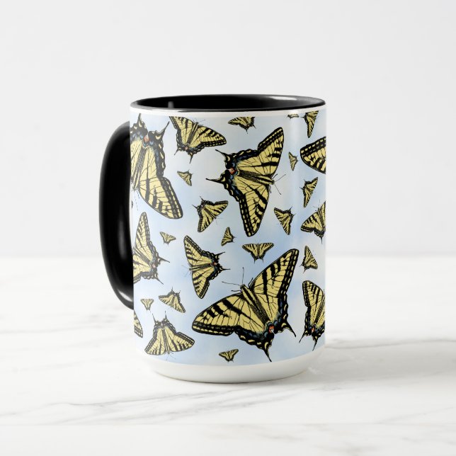 Yellow Swallowtail Butterflies on Blue Sky Pattern Mugg (Framsida vänster)