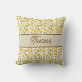 Yellow Wildflowers Pattern Monogram Name Kudde